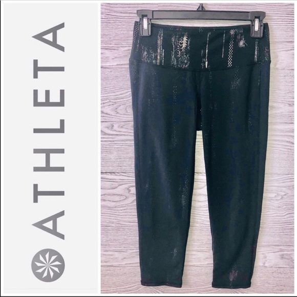Athleta Pants - Athleta | Lightning Foil Chaturanga Crop
